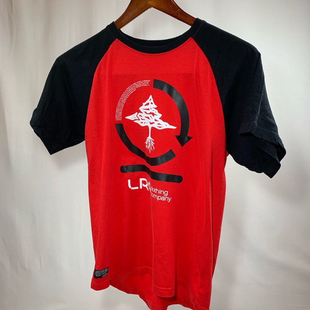 Tee